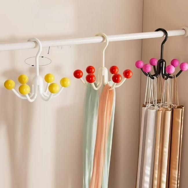 360 Degree Rotating Hook Hanger