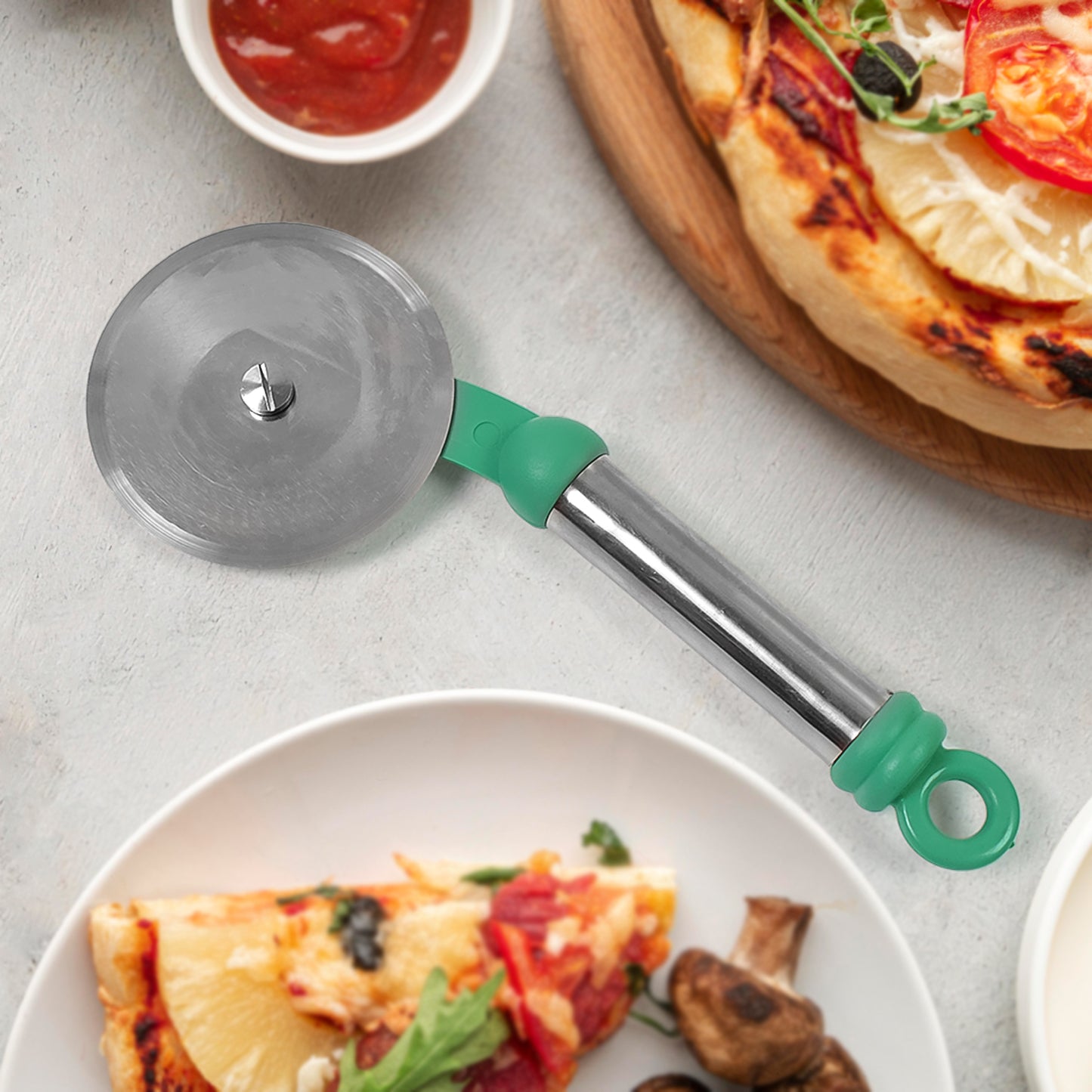 Kitchen Stainless Steel Wheel Pizza Cutter