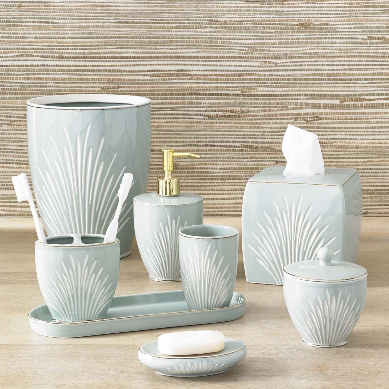 BATHROOM ACCESSORIES